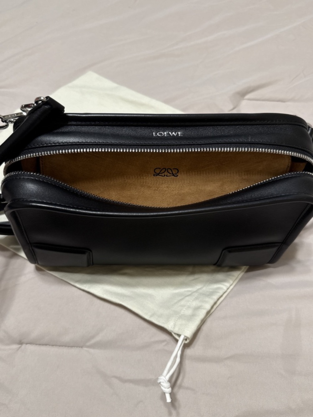 LOEWE AMAZONA 180 SMALL BLACK LEATHER - Picture 15 of 15